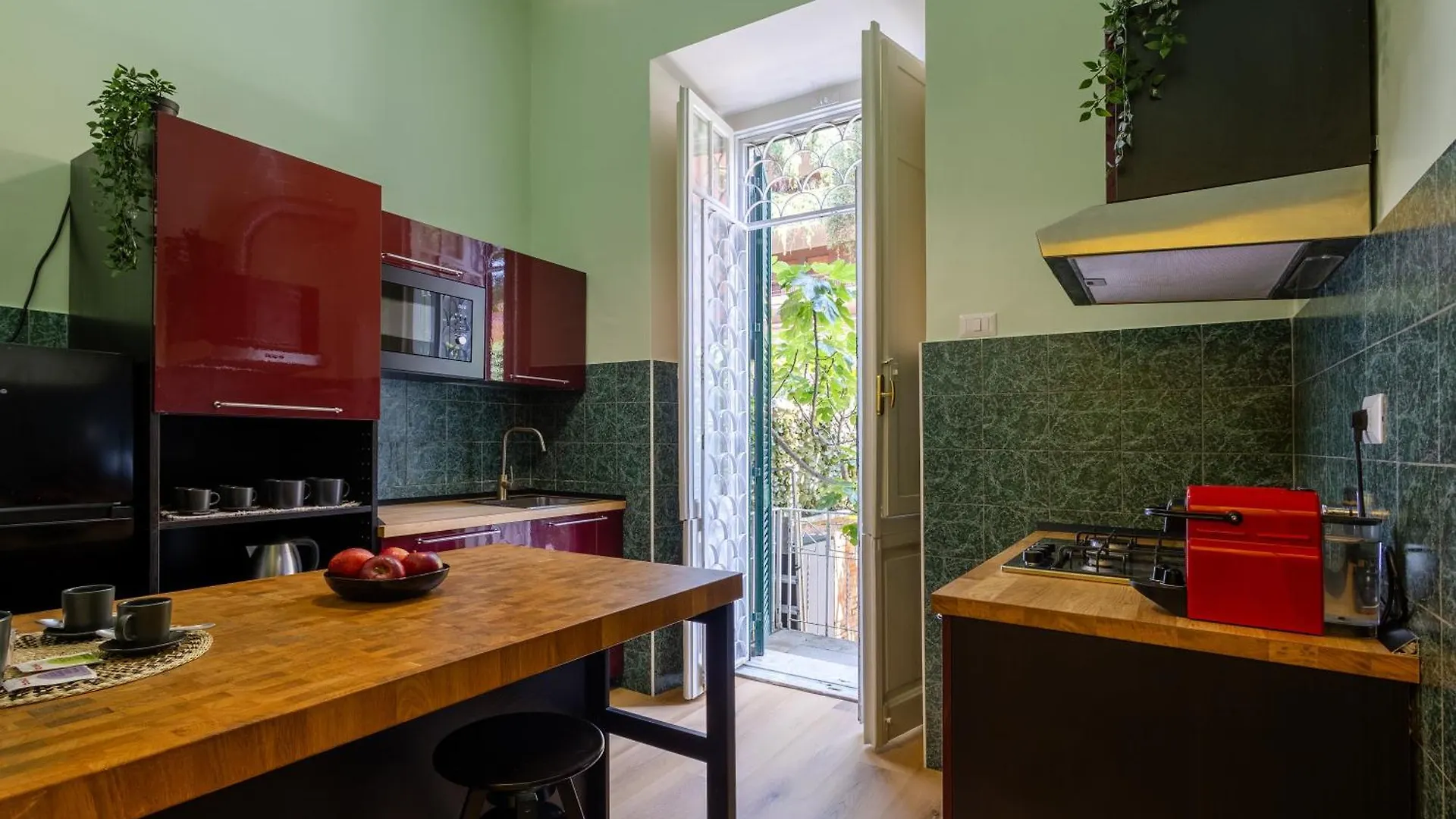 Isabella Stylish Apartment With Garden Řím
