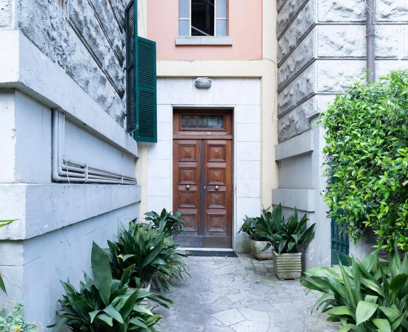 Isabella Stylish Apartment With Garden Rome